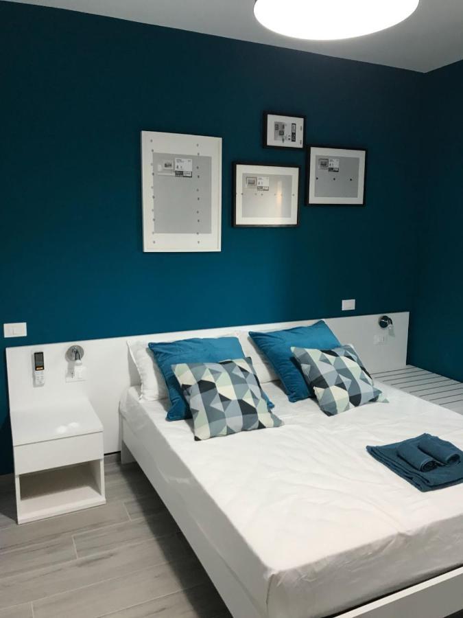 B&B Luxury Apartments Pulsano Exterior foto