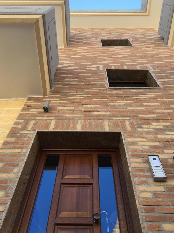 B&B Luxury Apartments Pulsano Exterior foto